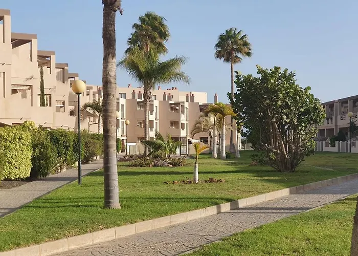 Friendly Tejita * Гранадилла-де-Абона